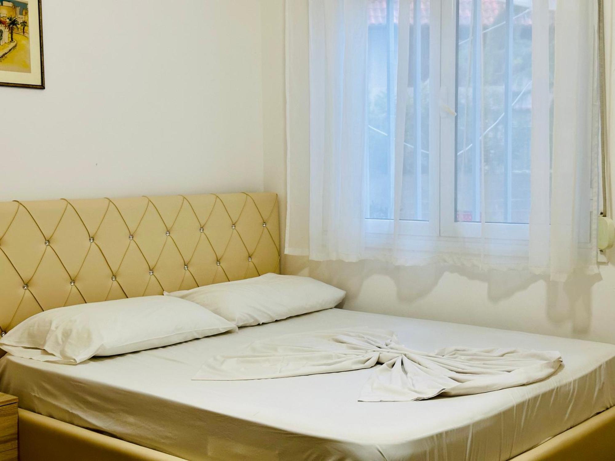 Jico Travel - Erjon Apartments Vlorë 객실 사진