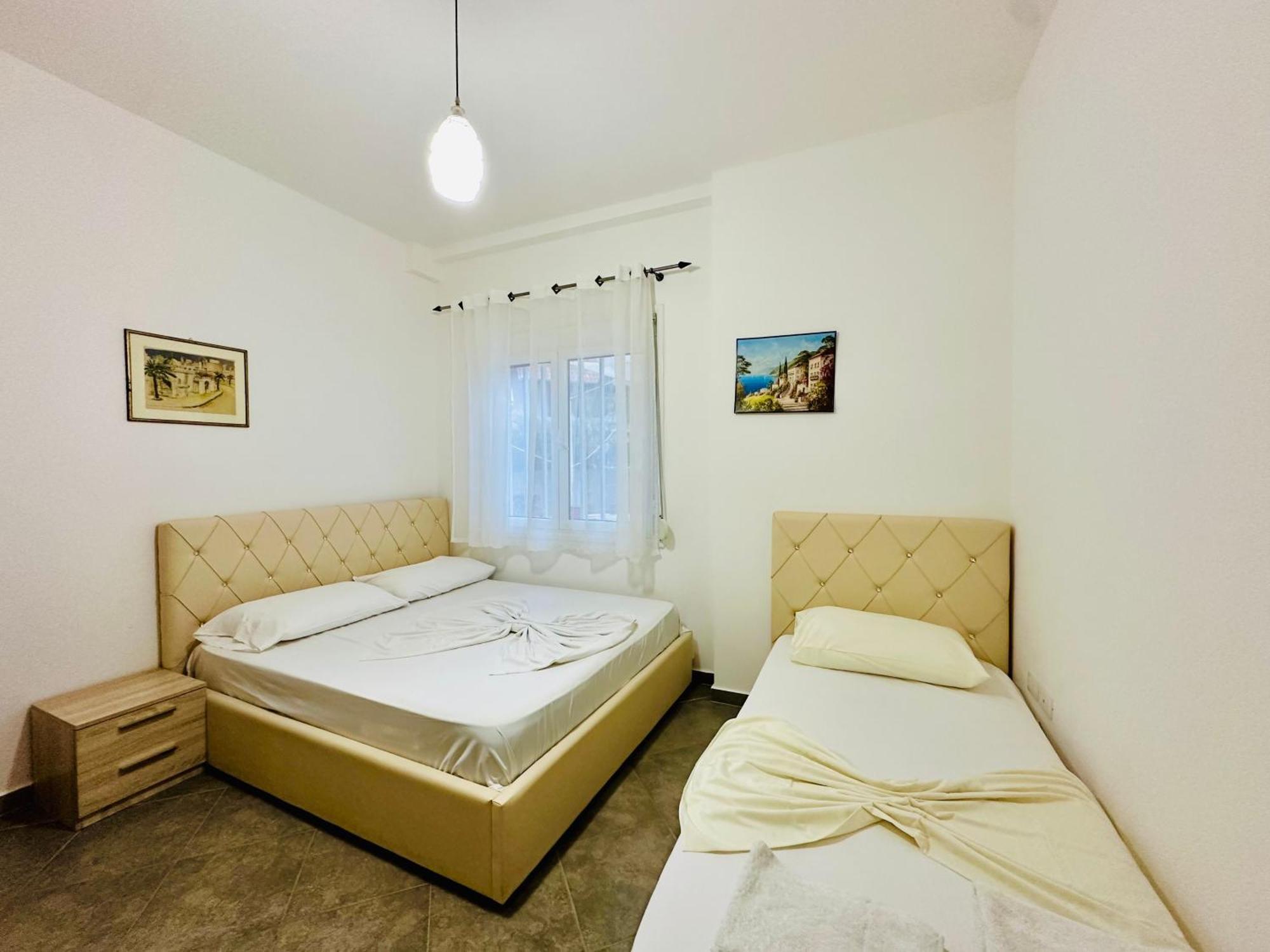 Jico Travel - Erjon Apartments Vlorë 객실 사진