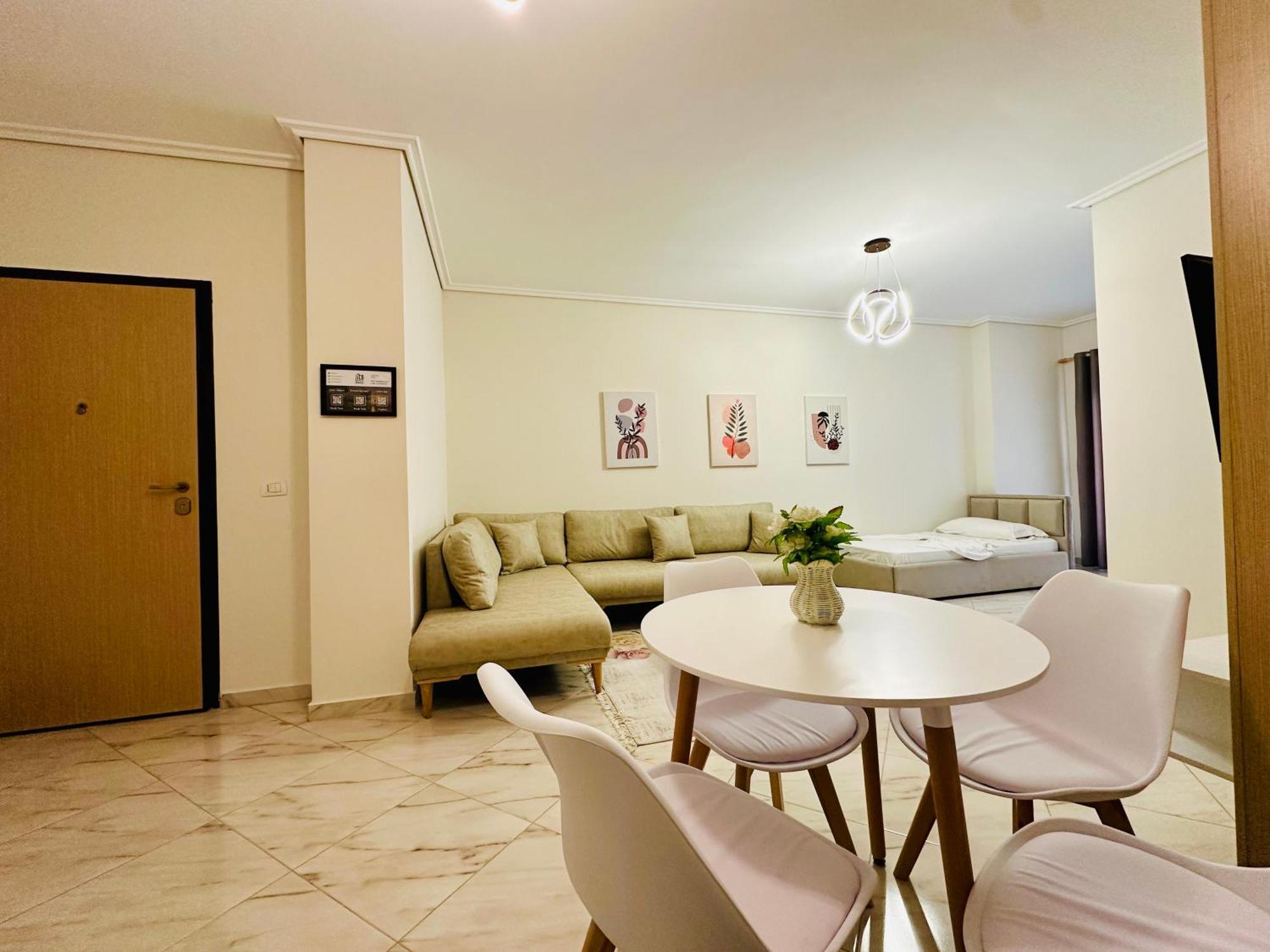 Jico Travel - Erjon Apartments Vlorë 객실 사진